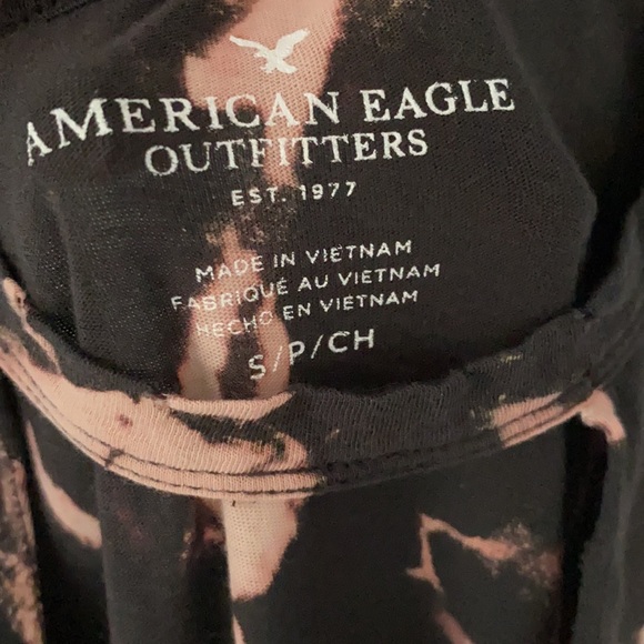 One of a kind AE bleach dyed tank top - Picture 3 of 9